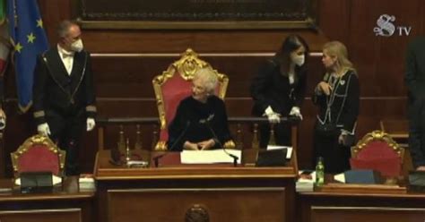 Al Via Seduta Al Senato Standing Ovation Per Liliana Segre Il