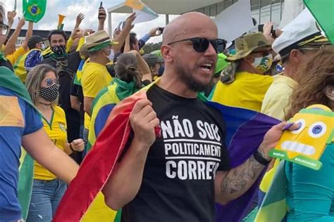 Em ato bolsonaristas gays criticam militância LGBT e defendem