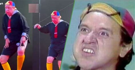 Captan A Quico Bailando En Una Función De Circo Y Que Alguien Le Dé Una