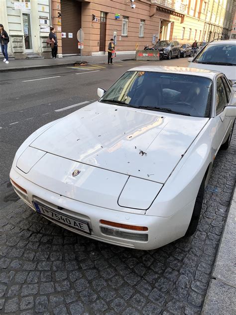Porsche 944 : r/carporn