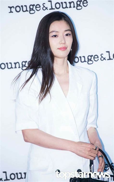 Jun Ji Hyun Stars News My Love From The Star Jun Ji Hyun Hallyu Star