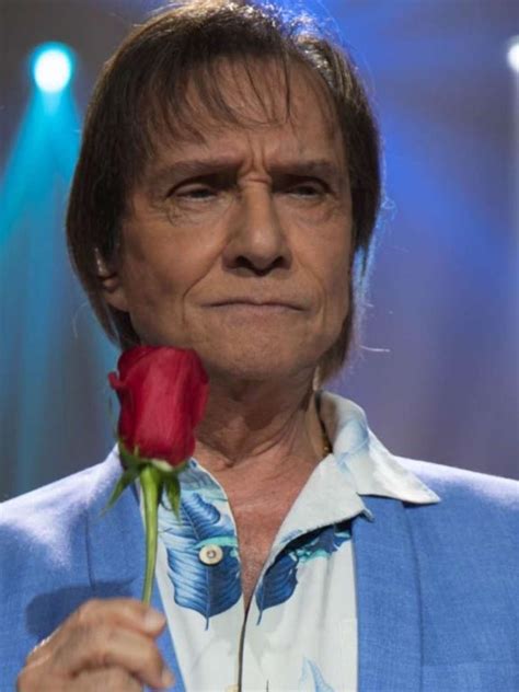 Nos 82 Anos De Roberto Carlos Relembre Curiosidades Sobre O👵 Explore O