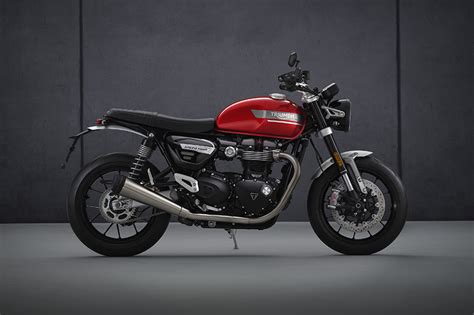 2022 Triumph Speed Twin First Look Review Rider Magazine