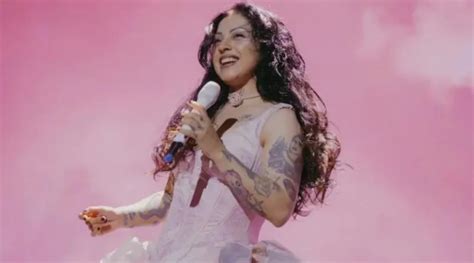 Mon Laferte Inicia Su Gira Mundial Autopoi Tica Ya No Hay Boletos