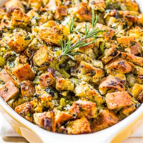 The Best Traditional Thanksgiving Stuffing Recipe Averie Cooks