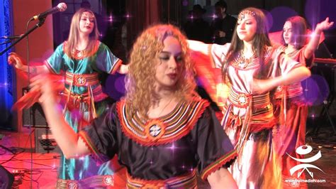 La troupe de danse Kabyle de Montréal Tafsut au gala de Djafar Ait