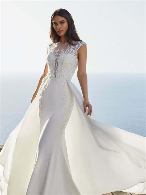 Uyuni Collezione Pronovias Abito Da Sposa Ampio Semplice Temptation