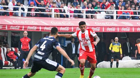 Liga Profesional de Fútbol Unión venció a Gimnasia y Esgrima La Plata