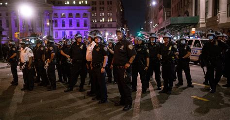 In Brooklyn A Peaceful March Turns To Confrontation After Curfew The