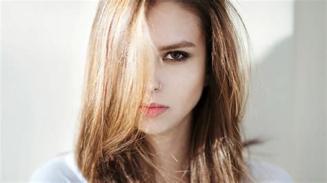 Face Women Eyes Lips Brunette Wallpapers Hd Desktop And Mobile Backgrounds