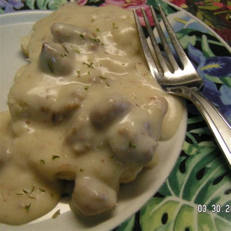 Easiest Ever Biscuits And Gravy