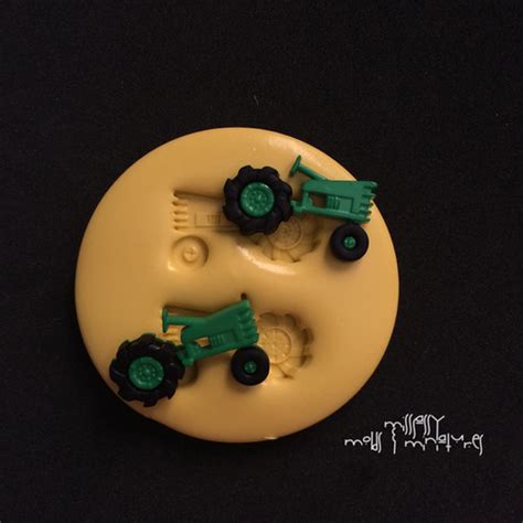 Tractor Silicone Mold Idolci