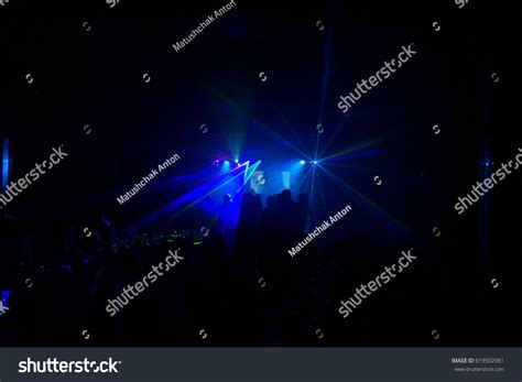 Silhouettes Concert Crowd Front Bright Stage Stock Photo 619502981 ...