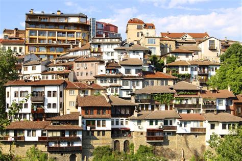 VELIKO TARNOVO in WINTER in BULGARIA Stock Image - Image of winter, hill: 105481485