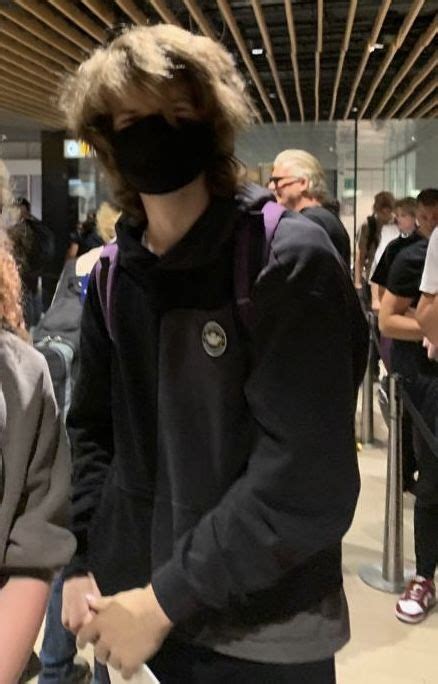 Ranboo Hot British Men Pretty Boy Swag He Makes Me Happy