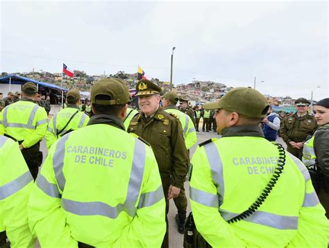 General Director De Carabineros Fiscaliza Los Servicios Desplegados En