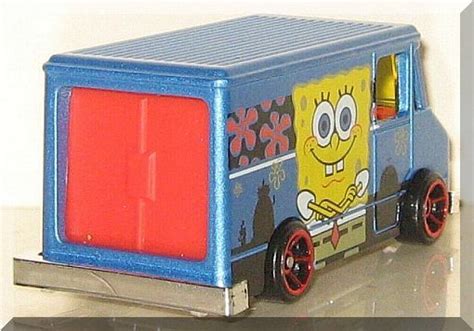 Hot Wheels Combat Medic SpongeBob Squarepants Blue SpongeBob Contemporary