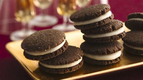 Chocolate Gingerbread Sandwich Cookies Recipe