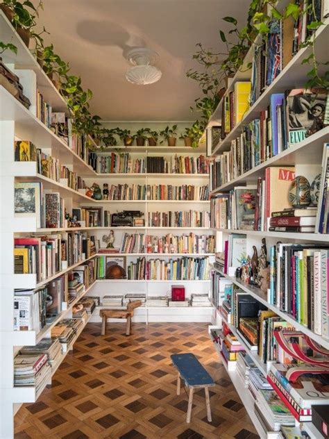 A Casa Da Estilista Isabela Capeto No Rio De Janeiro Home Library