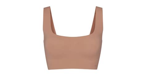 Skims Naked Scoop Tank Bra In Sienna Kim Kardashian Models Skims