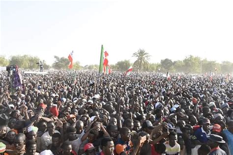 Photos Massive Crowd Receives Atiku In First Rally After Us Trip