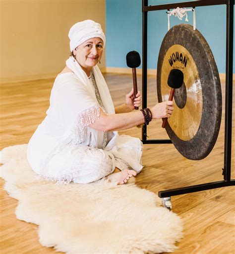 Kundalini Yoga with Hari Datti Kaur | Cityoga School of Yoga and