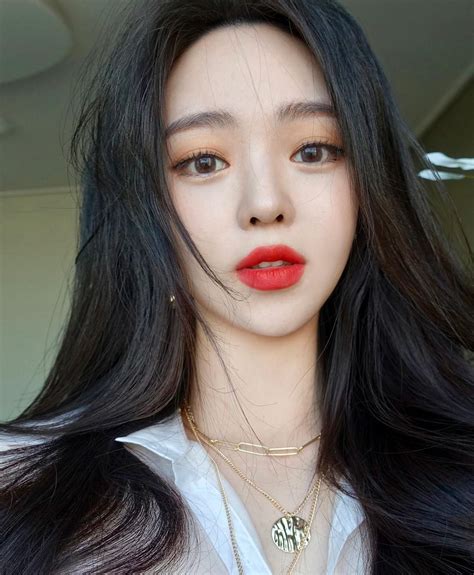 ในภาพอาจจะมี 1 คน ภาพระยะใกล้ Korean Makeup Look Asian Makeup Asian Beauty Ulzzang Korean