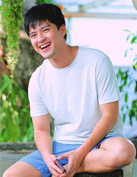 Morgan Oey Biodata Agama Pacar Film Tinggi Dan Profil Katakita