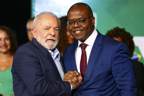Ministro Silvio De Almeida Estudou Sartre No Doutorado