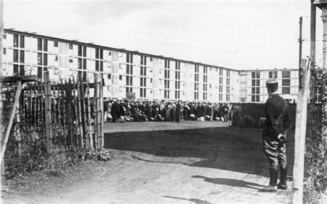 Le camp dinternement de Drancy histoire mémoire s et transmission