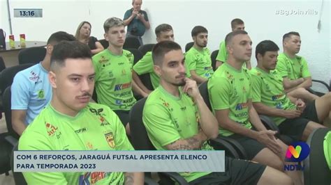 Refor Os Jaragu Futsal Apresenta Elenco Para A Temporada