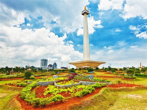 National Monument Monas Stock Photo by ©GoodOlga 8419697