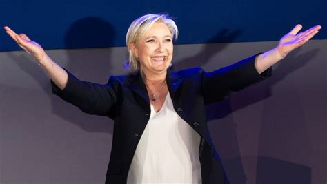 Europawahl Le Pens Partei Gewinnt In Frankreich Deutlich Telegraph