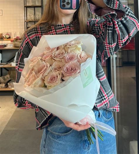 Пудровые розы - купить в СПБ с доставкой в Kraft Flowers