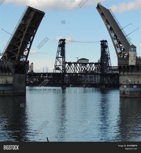 Open Drawbridge On Image And Photo Free Trial Bigstock