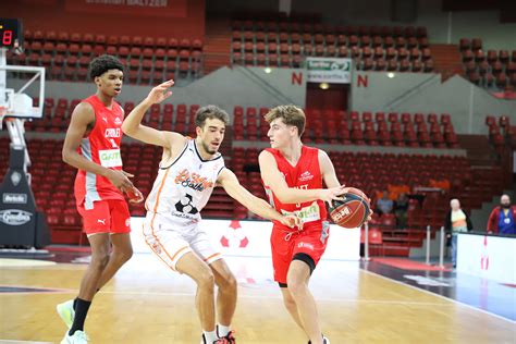 Premier déplacement et victoire pour les Espoirs de l Académie Gautier