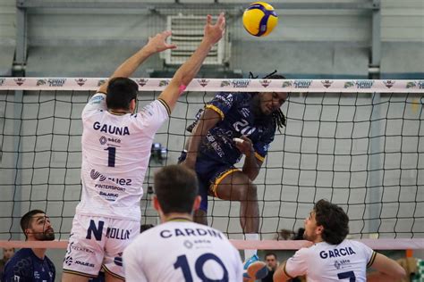 Volley ball Ligue A La volonté ne suffit pas Saint Jean dIllac