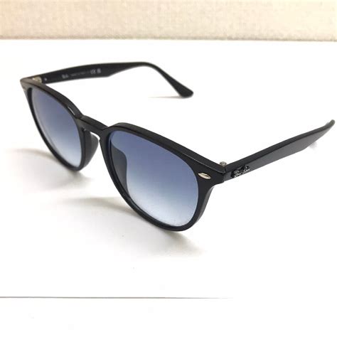 目立った傷や汚れなし中古美品 レイバン Ray Ban サングラス RB4259 F 601 19 プラスチックフレーム フルリム 黒縁