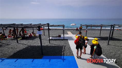 Inaugurazione Spiaggia Dei Bambini Voltri Foto Valentina Bocchino