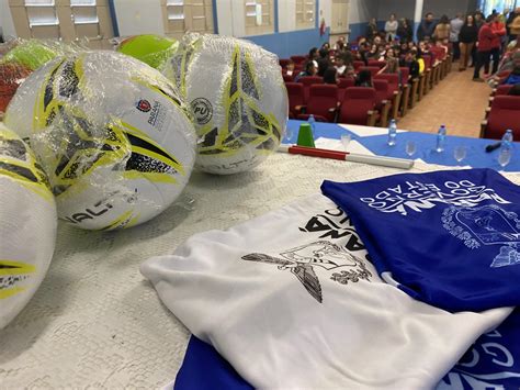 Evento marca entrega de kits esportivos para 30 colégios do Núcleo