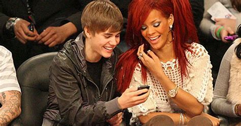 Justin Bieber And Rihanna Flirt Their Way Through An Nba All Star Game