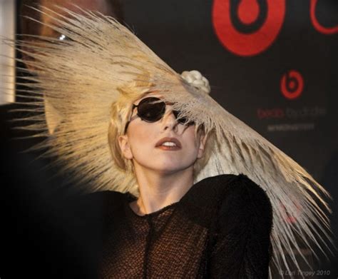 20 Weird And Funny Celebrity Hairstyles
