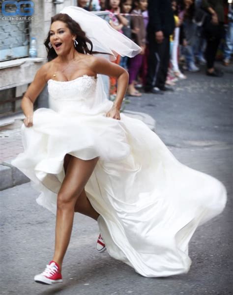 Huelya Avsar Nude Pictures Onlyfans Leaks Playboy Photos Sex Scene Uncensored