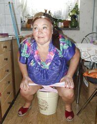 Mature Cleaning Damsel ZB Porn