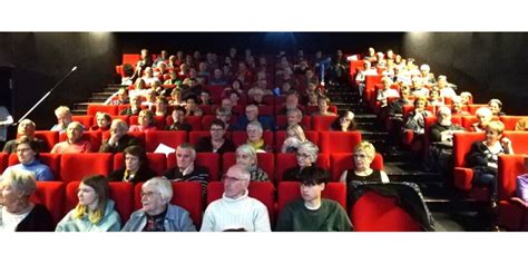 Charlieu Salle Comble Pour Le Film Dans Les Coulisses Des Grandes