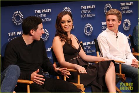 Photo Hayley Orrantia Sean Giambrone Goldbergs Paley Costume Event 70