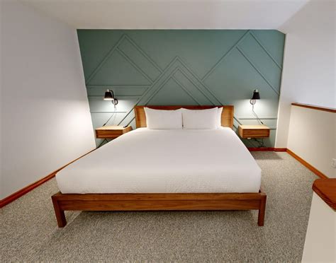 adjoining rooms  peaks rentals