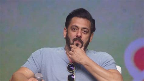 Salman Khan Gets Another Death Threat As Mumbai Police Receive Rs 2