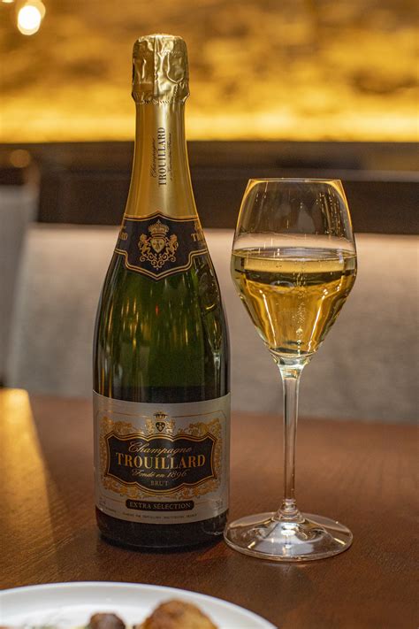 Menu — ECHELON WINE BAR