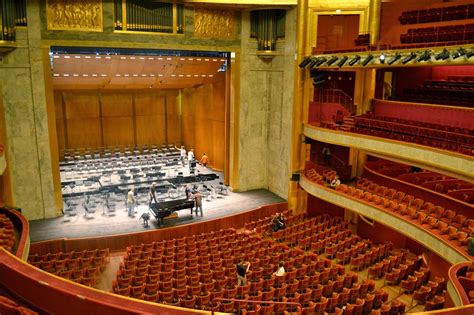 A Dança De Cada Um Os Palcos Pelo Mundo Théâtre Des Champs Élysée